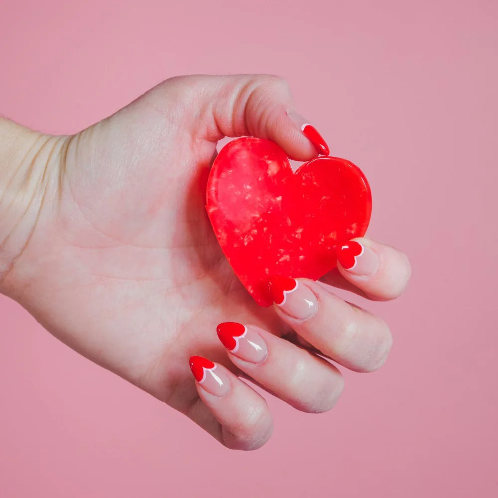 red heart hair claw - coucou suzette