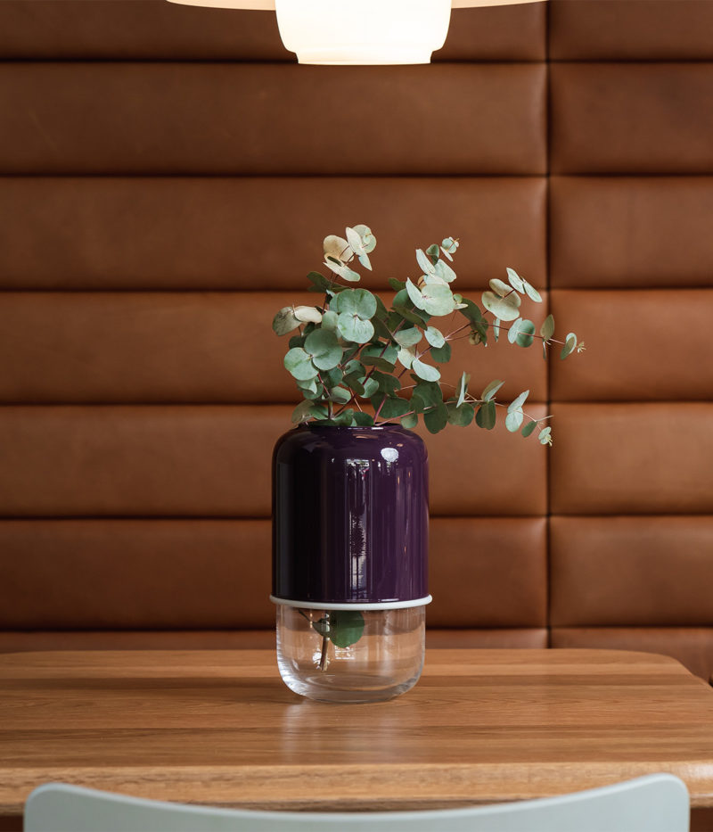 Capsule vase - purple/clear | Muurla