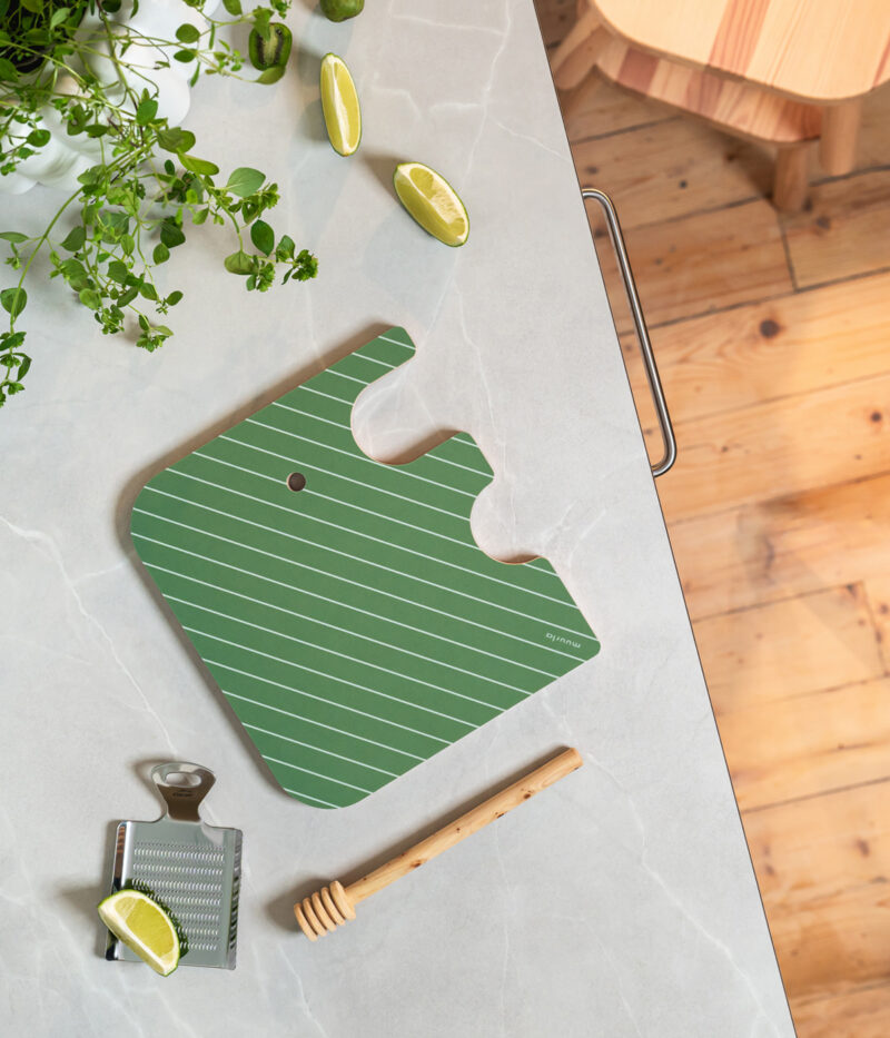 Chop & serve board Elephant - Green - Small | Muurla