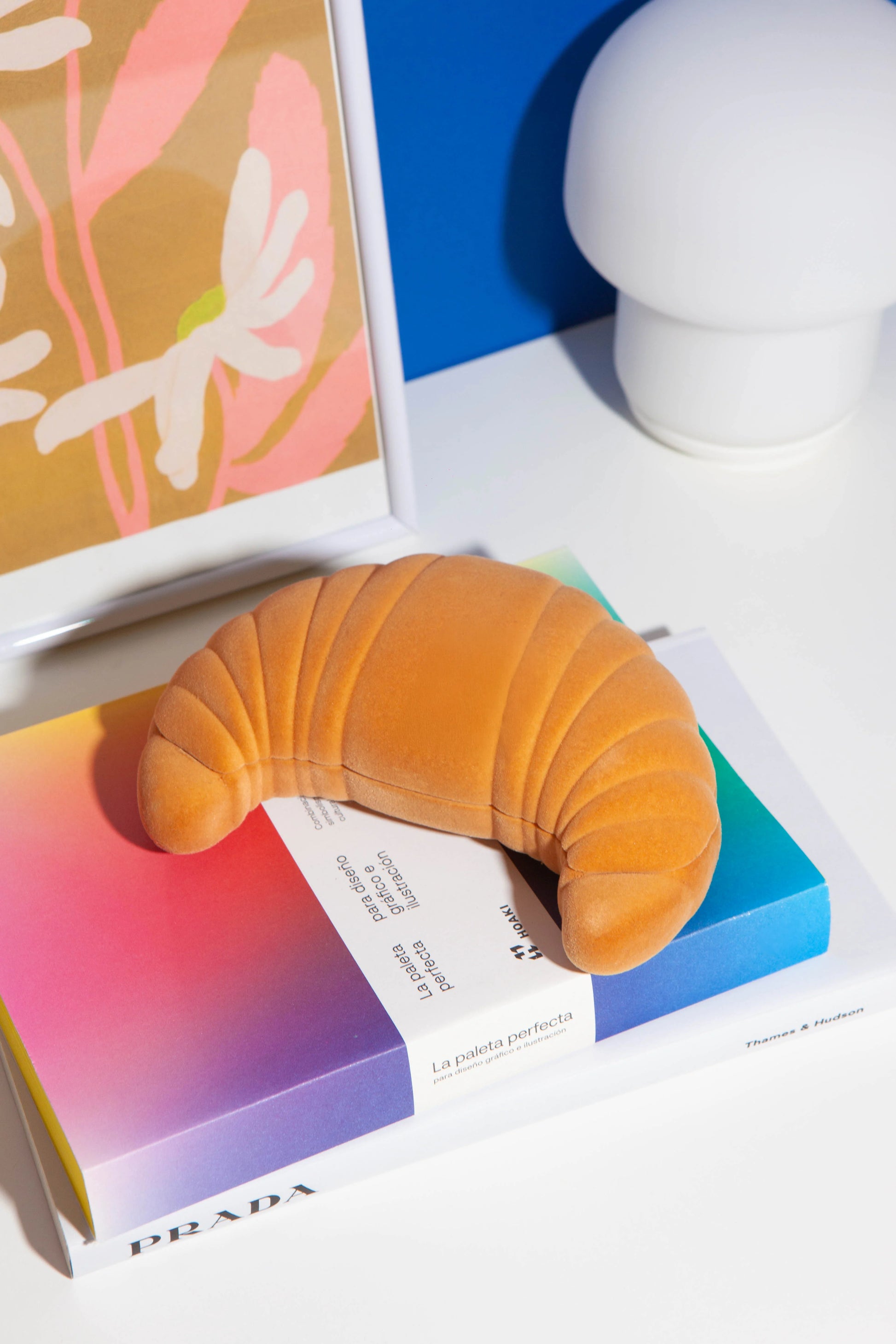 Storage box - goodmorning - croissant | Doiydesign - de inKijk