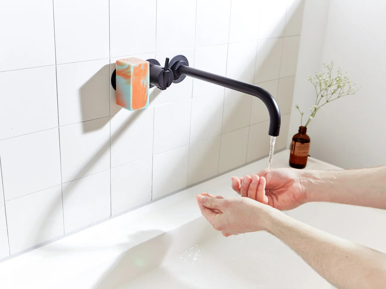 Magnetic soap holder | Soapi