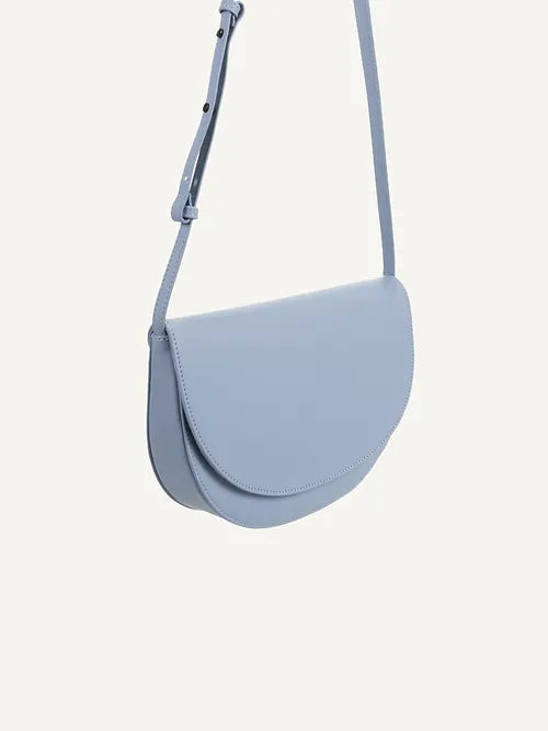 Soma half moon bag - cloud | Monk & Anna - de inKijk