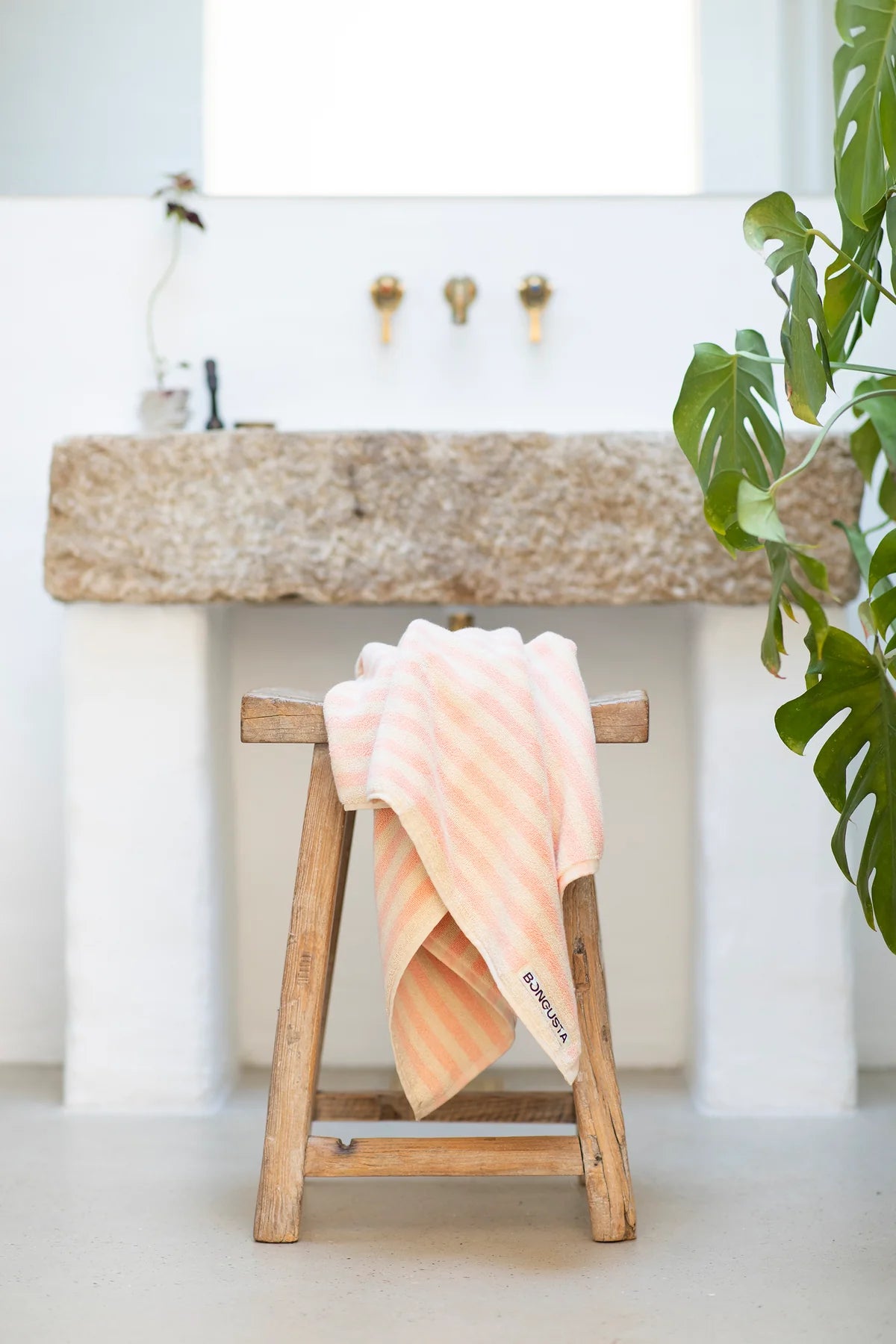 Naram bath towel - tropical & creme | Bongusta